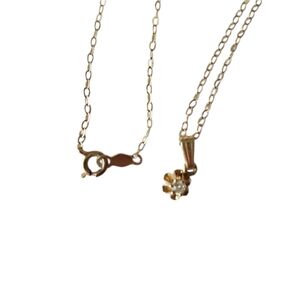 14KT Yellow Gold Diamond Solitaire Necklace